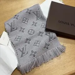 新品未使用⭐︎ルイヴィトン マフラー　エシャルプ ロゴマニア グレー 箱付き