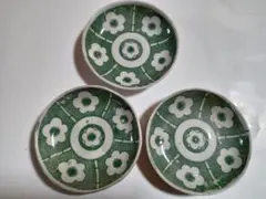 花柄　緑色　陶器皿　3枚セット