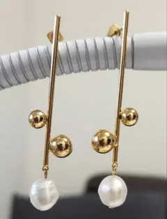 ゴールドバー パール ピアス