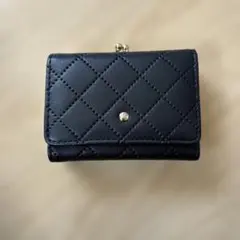 黒 キルティング 三つ折り財布