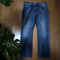 UNIQLO 防風 レギュラーフィット テーパード ジーンズ 33インチ