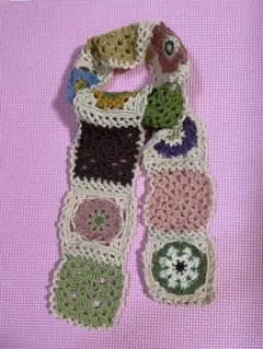 フェリシモ　かぎ針編み マフラー ハンドメイド　お花モチーフ