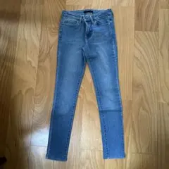 UNIQLO ウルトラストレッチスキニーデニム ライトブルーM