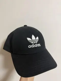 adidas ブラックベースボールキャップのサムネイル