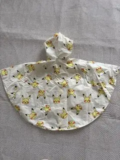 レインポンチョ　レインコート　ピカチュウ