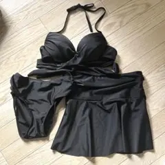 【水着3点セット】黒 クロスデザイン ホルターネック ビキニ スカート M