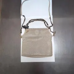 パンチングレザー チェーンショルダーバッグ ベージュのサムネイル