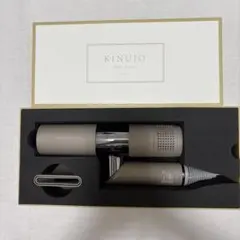 KINUIO ヘアドライヤー グレー　新品未使用 どこでもサロン級の美髪を叶える！KINUJO新作ドライヤー＆ミニ