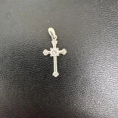 ダイヤモンド クロス ペンダントトップ ［K18 0.19 刻印あり］ - メルカリ