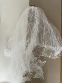 ホワイトフリルウェディングベール
