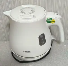 ほぼ新品 タイガーTIGER 蒸気レス電気ケトル 0.6L PCV-A060 白のサムネイル