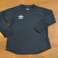 umbro 黒 Vネック 長袖シャツ 130