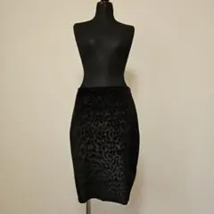 ZARA 黒 タイトスカート M