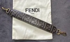 FENDI フェンディ　ストラップユー　ミニ　バッグ　ショルダー　ピーカブー
