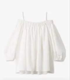 オフショルダー パフスリーブブラウス 白