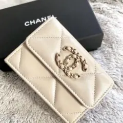 シャネル　ミニウォレット　三つ折りミニ財布