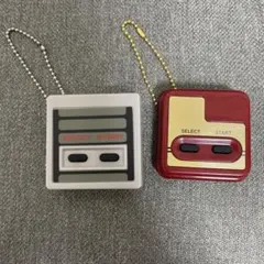 Nintendo Store限定ガチャ　ファミコンコントローラー2個セット
