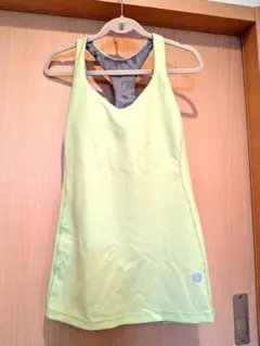 easyogaヨガタンクトップ パッド付き ライトライムグリーンLサイズ