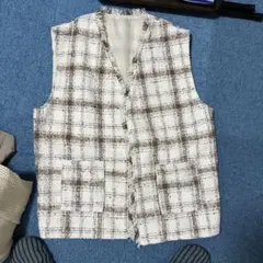 hareiro チェック柄ノーカラーベスト 美品