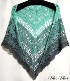 手編み　三角ショール①⑤⑤☆　ストール　バレエ　マフラー　ひざ掛け　ハンドメイド