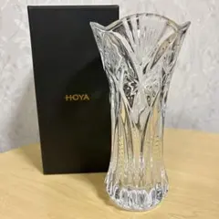 HOYA クリスタルガラス 花瓶 フラワーベース 花器 箱付　高さ約19.5cmのサムネイル