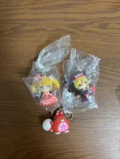 【美品】 白猫　マスコットスイング他　キーホルダー