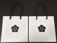 2枚セット✨️MARY QUANT/マリクワ ショップ袋/ショッパー 白黒のサムネイル