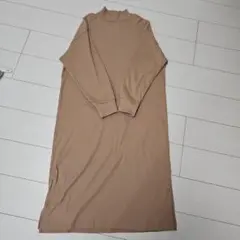 GU リブワンピース ベージュ Lサイズ