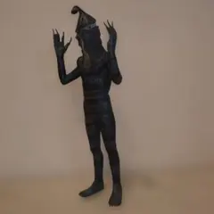 エクスプラス　ガラモン　箱無し　白黒版 Amazon.co.jp: ガラモン モノクロ版 エクスプラス 大怪獣シリーズ