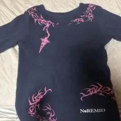 NoREMID ネイビー サーマル ロンT ピンク ケンタウロス健太 着用 NoREMID ネイビー サーマル ロンT ピンク ケンタウロス健太