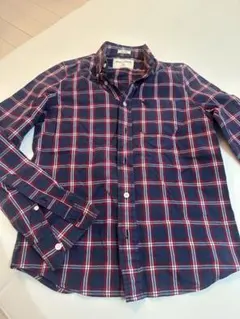 ネイビーとレッドのチェックネルシャツ