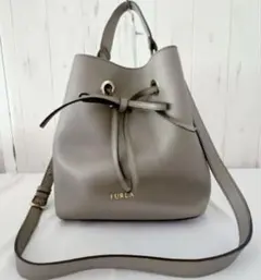 【美品】FURLA コスタンザ　レザー　巾着　ショルダーバッグ　2way グレー