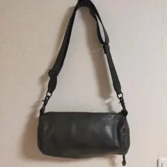 希少旧タグ✨ヘルツ ペットボトルショルダーバッグ ドラム型 レザー ブラック 希少旧タグ✨ヘルツ ペットボトルショルダーバッグ ドラム型 レザー