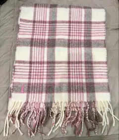 イーストボーイ　マフラー　いちごミルク色のサムネイル