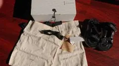 sacai 《エンダースキーマ × サカイ》 カウハイド サンダルのサムネイル