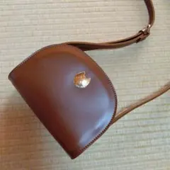 POU DOUDOUショルダーバッグ