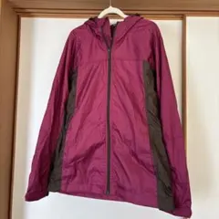 マウンテンパーカー　ジーユー