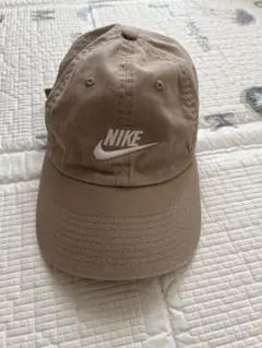 【NIKE】ベージュ キャップ