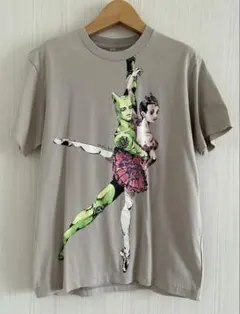 新品タグ付き ジョジョの奇妙な冒険 荒木飛呂彦×UNIQLOコラボTシャツ Sのサムネイル
