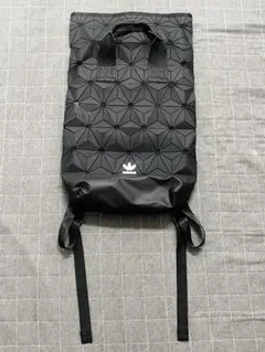 adidas アディダス リュックサック バックパック ロールトップ 幾何学模様
