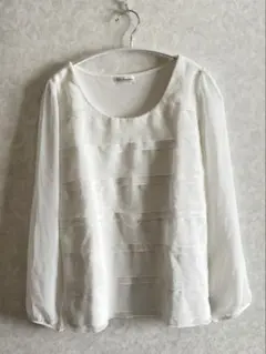 a.v.v standard カットソーブラウス