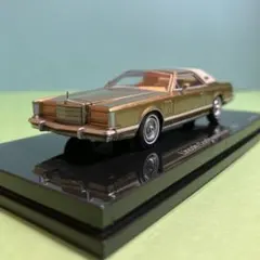 Lincoln Continental Mark V 1977 ミニカー