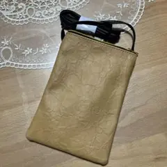 Item thumbnail for item 99305968-a940-4f01-a201-de8b3c12d5d3