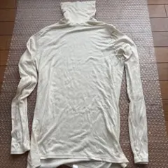 アイボリー Tシャツ