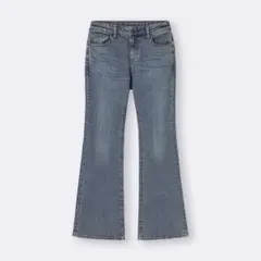 スリムフレアジーンズ