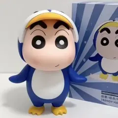 クレヨンしんちゃん ペンギンフィギュア　約18センチ