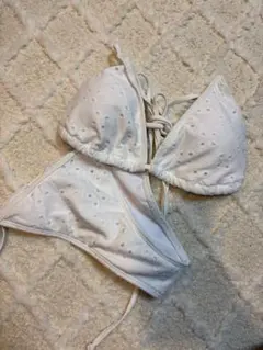 【新品未使用】ホワイト 透かし模様 トライアングルビキニ