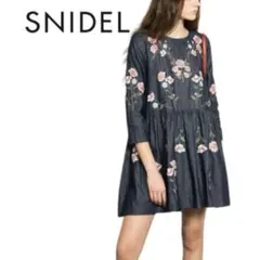 SNIDEL 花柄刺繍 ミニワンピース　チュニック　デニム　スナイデル　美品のサムネイル