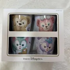 ダッフィー タンブラーとプレートのセット ディズニー、ドーナツを抱える「ダッフィー」タンブラーセットが