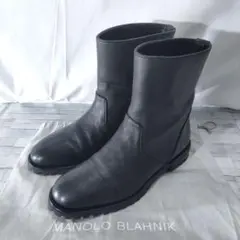 保存袋付き美品✨マノロブラニク　カウレザーショートブーツ　黒　35.5